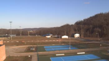 Weather camera view of Kiski Area HS.