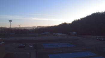 Weather camera view of Kiski Area HS.