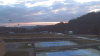 Weather camera view of Kiski Area HS.