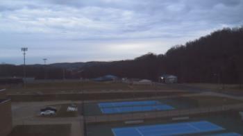 Weather camera view of Kiski Area HS.