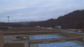 Weather camera view of Kiski Area HS.