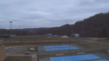Weather camera view of Kiski Area HS.