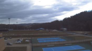 Weather camera view of Kiski Area HS.