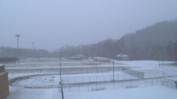 Weather camera view of Kiski Area HS.