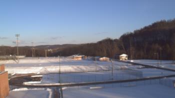 Weather camera view of Kiski Area HS.