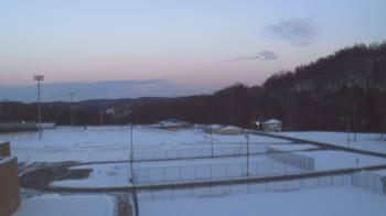 Weather camera view of Kiski Area HS.