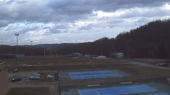 Weather camera view of Kiski Area HS.