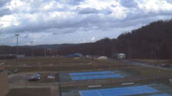 Weather camera view of Kiski Area HS.