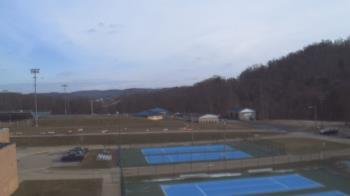 Weather camera view of Kiski Area HS.