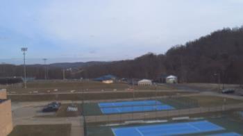 Weather camera view of Kiski Area HS.