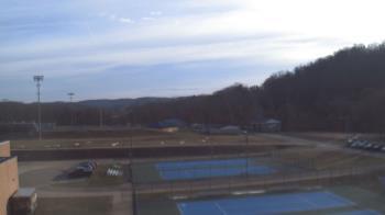 Weather camera view of Kiski Area HS.