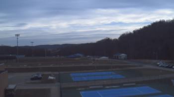 Weather camera view of Kiski Area HS.