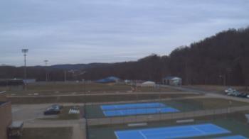 Weather camera view of Kiski Area HS.