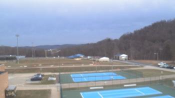 Weather camera view of Kiski Area HS.