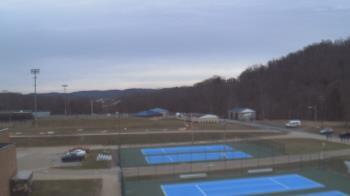 Weather camera view of Kiski Area HS.