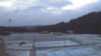 Weather camera view of Kiski Area HS.