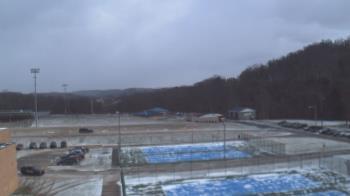 Weather camera view of Kiski Area HS.