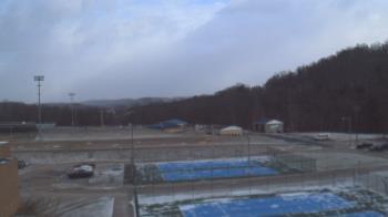Weather camera view of Kiski Area HS.