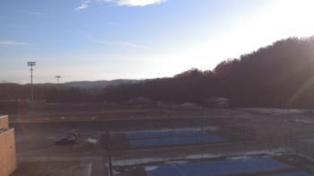 Weather camera view of Kiski Area HS.