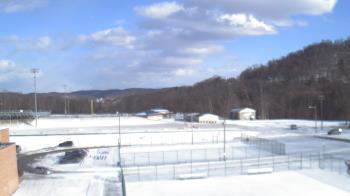 Weather camera view of Kiski Area HS.