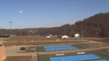 Weather camera view of Kiski Area HS.