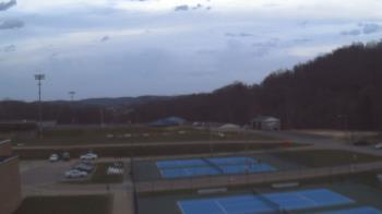 Weather camera view of Kiski Area HS.
