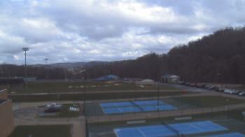 Weather camera view of Kiski Area HS.