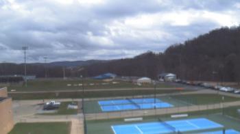 Weather camera view of Kiski Area HS.