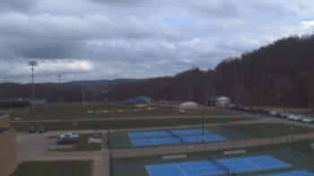 Weather camera view of Kiski Area HS.