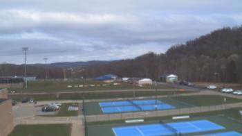 Weather camera view of Kiski Area HS.