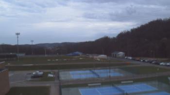 Weather camera view of Kiski Area HS.