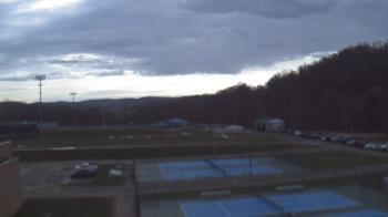 Weather camera view of Kiski Area HS.