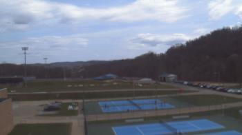 Weather camera view of Kiski Area HS.