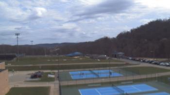 Weather camera view of Kiski Area HS.