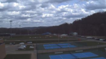 Weather camera view of Kiski Area HS.