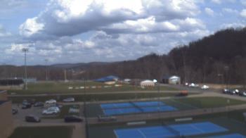 Weather camera view of Kiski Area HS.