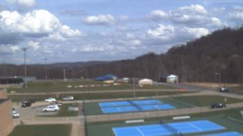 Weather camera view of Kiski Area HS.