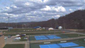 Weather camera view of Kiski Area HS.