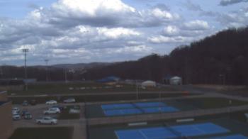 Weather camera view of Kiski Area HS.