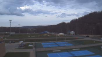 Weather camera view of Kiski Area HS.