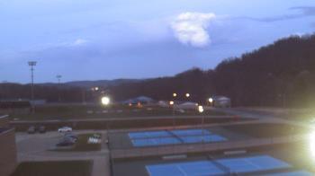 Weather camera view of Kiski Area HS.