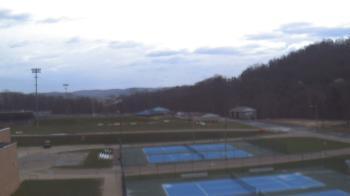 Weather camera view of Kiski Area HS.