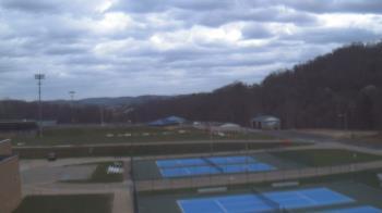 Weather camera view of Kiski Area HS.