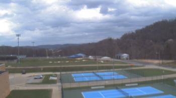 Weather camera view of Kiski Area HS.
