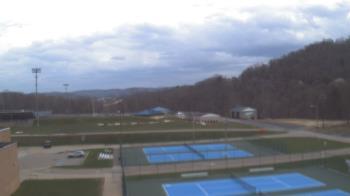 Weather camera view of Kiski Area HS.
