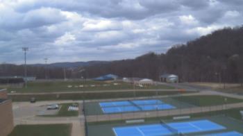 Weather camera view of Kiski Area HS.