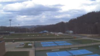 Weather camera view of Kiski Area HS.