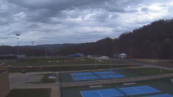 Weather camera view of Kiski Area HS.
