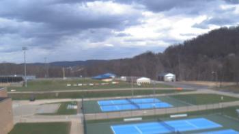 Weather camera view of Kiski Area HS.