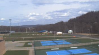 Weather camera view of Kiski Area HS.